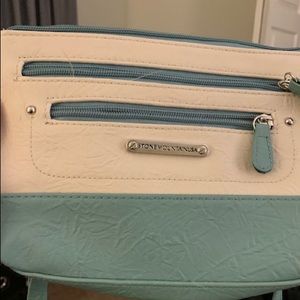 Stone Mountain green and beige purse